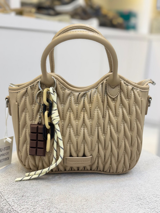 کیف زنانه وارداتی برند Grass مدل 51333 با اکسسوری